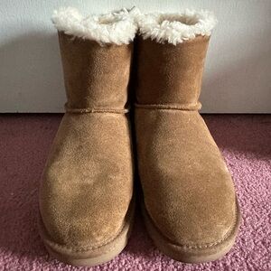 Bow Ugg Boots